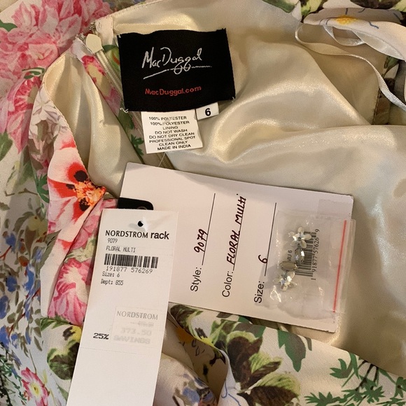 MAC DUGGAL
Floral Print Faux Wrap Flutter Sleeve A Line Gown - Picture 14 of 17